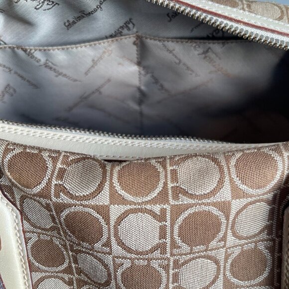 Salvatore Ferragamo Boston Bag Brown & Ivory Gancini All-Over Pattern - Preowned - Picture 15 of 16